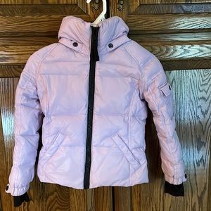 Gorgeous lavender puffer like new!